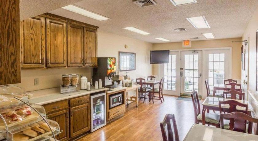 Rodeway Inn Sylacauga Hwy 280 Eksteriør billede